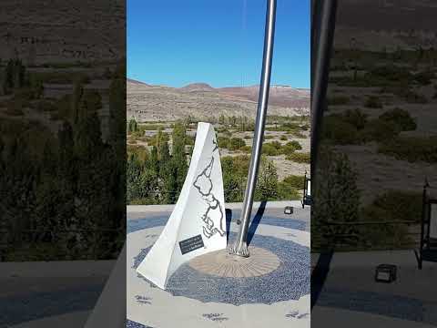"¿Sabías que el lago más famoso de San Martín de los Andes NO pertenece a la Ruta de los 7 Lagos? 🤯
