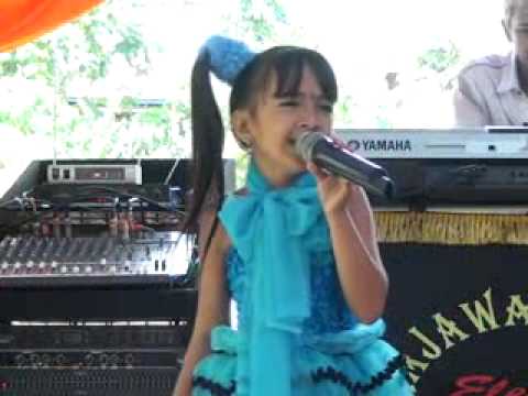 Temmapesabbi cover Puput Samarinda