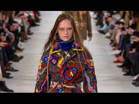 A 60 Second ⏱  Review of the Maison Margiela Fall/Winter 2017 show