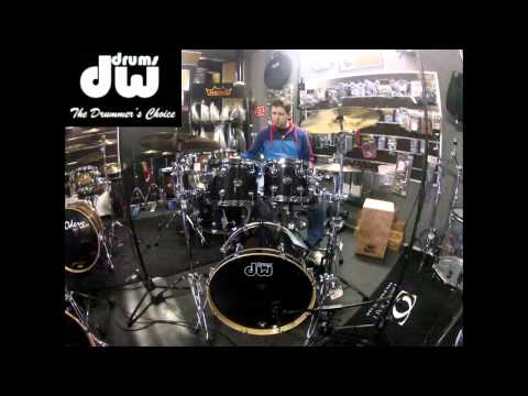 DW Performance Ebony Stain 20" - Groove It Up Drum Shop - VENDIDA