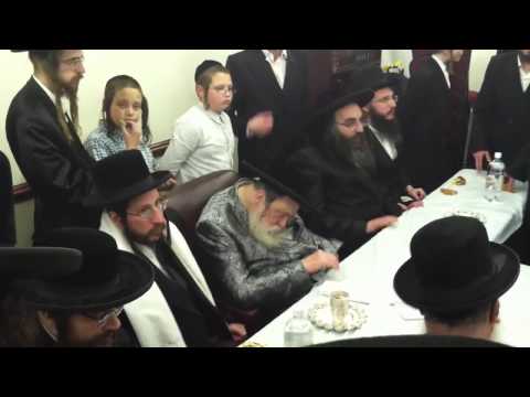 Toldos Avrohom Yitzchok Kabolas Ponim in Spinka Airmont pt 4