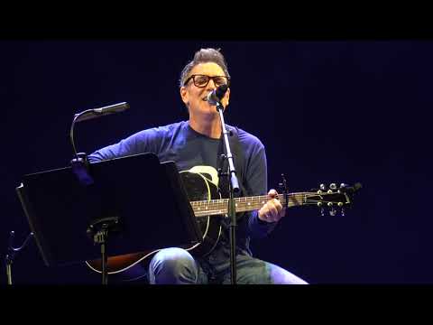 Stephen Lynch - "Namaste (Yoga)" live at China Teatern, Stockholm 2023-09-19