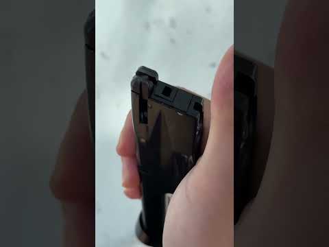 Air pistol Magazine leaking CO2 from top!How to fix it?! (New Oring but still leaking)PFAM9B/PT92