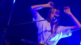 Angèle - Je veux tes yeux (Live FiftyFifty sessions, Brussels)