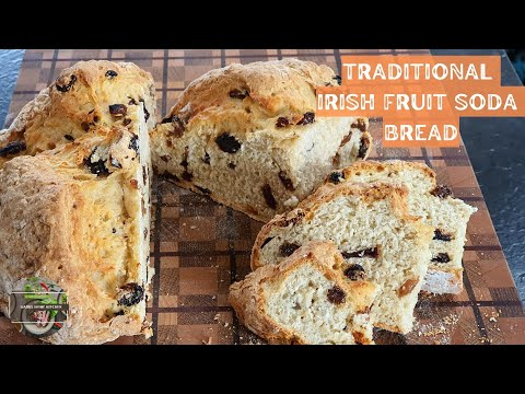 Traditional Irish Fruit Soda Bread with Buttermilk/ A Taste of Home/