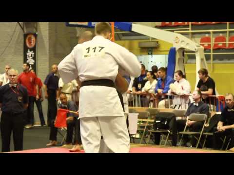 Zsolt Balogh vs Secinskij Edgar - European Championship Skinkyokushin 2012 Belgium