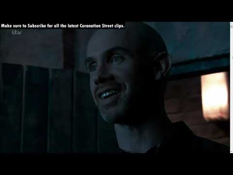 Gary recieves a strange message from Kelly - Coronation Street 18th July 2022