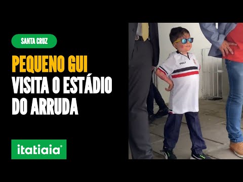 PEQUENO GUI VAI A RECIFE, GANHA CAMISA E VISITA O ESTÁDIO DO SANTA CRUZ
