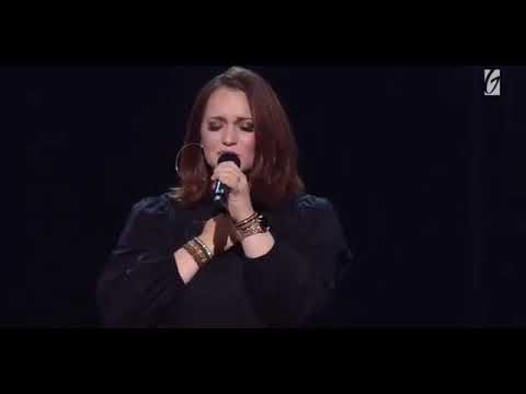 Christine D'clario - El nos Ama (Live)