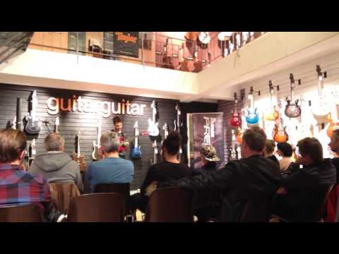 Ignazio Di Salvo - Allan Holdsworth style playing at Ibanez Clinic ( Gent )