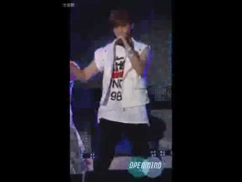 100724 Fancam Onew SHINee Lucifer Power Music Performance