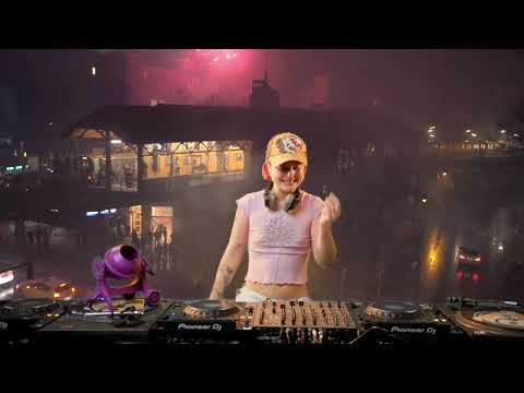 MITMISCHEN INVITES - HELLO SASY