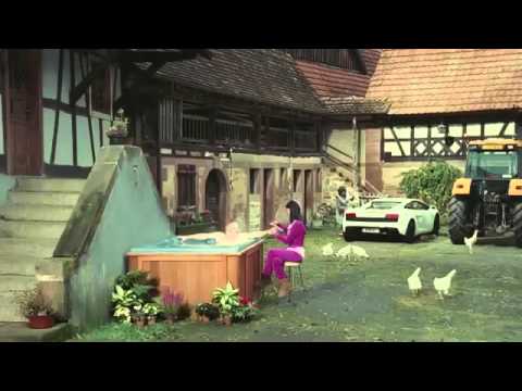 pub farmers of Alsace Kronenbourg 1664 Eric Cantona