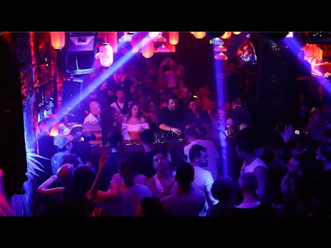 Safa Kocak - Wide Awake - [Live at SumaHan Istanbul]