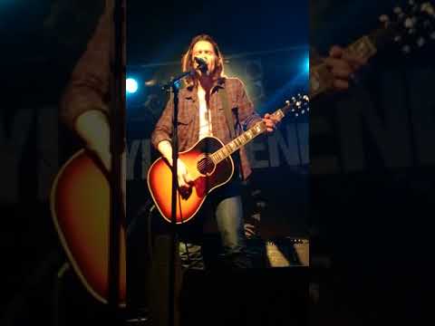 Myles Kennedy - Belgium , Vosselaar -  ' Starlight ' ( Slash feat Myles Kennedy and The Conspirators
