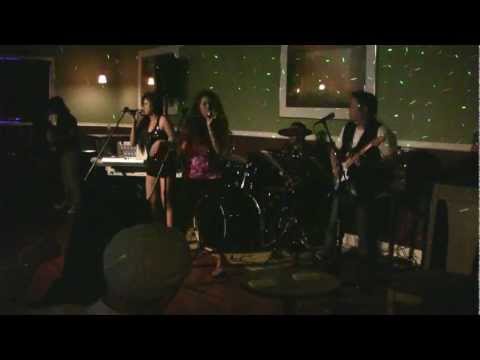 Sweet Controversy Live @ H Lounge