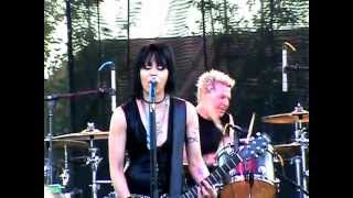 Joan Jett &amp; The Blackhearts LIVE! [2-20-11]