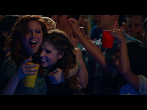 Pitch Perfect 2 - Pool Party Scene HD