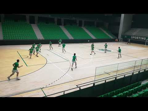 Peripheral Vision Training  for Handball Players - Movement Exercise in Groups