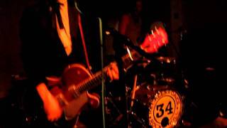 Reckless Ones - Devil Radio (live)