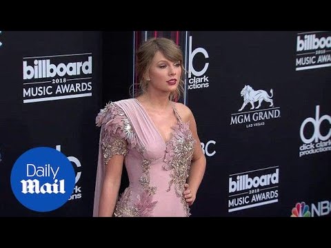 download lagu mp3 mp4 Taylor Swift Daily Mail, download lagu Taylor Swift Daily Mail gratis, unduh video klip Taylor Swift Daily Mail