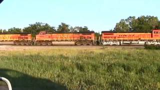 preview picture of video 'The Big BNSF Train Chase pt2'