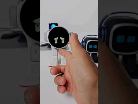 Hand Shooting 🔫 Rux vs Emo #robot #funny #ai #pets