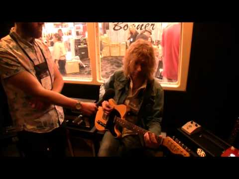 NAMM 2015: 65Amps Lil\' Whiskey and New Fuzz Pedals In Action - AMPED