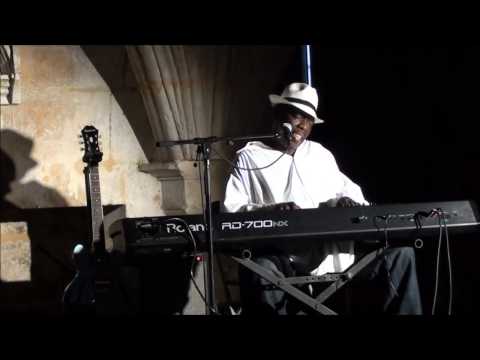 LUCKY PETERSON in GROOVE au CHÂTEAU 20 # COGNAC BLUES PASSIONS 2013