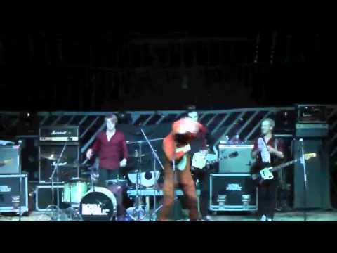 Wilkommen bei Madsen Episode 3: Labyrinth Tour