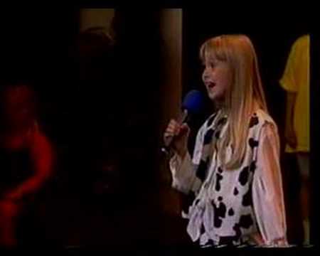 SARA LAHTINEN - Sydämen muotoinen