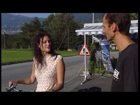 download lagu mp3 mp4 Sigis Veloshop, download lagu Sigis Veloshop gratis, unduh video klip Sigis Veloshop