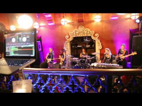 Diamond & Gurl Code Live in Hollywood