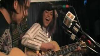 Halestorm - American Boys (acoustic, w/ interview)(720p)