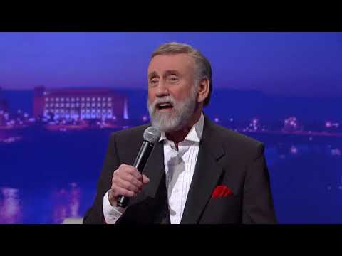 Ray Stevens - "In A Shanty In Old Shanty Town" (Live on CabaRay Nashville)