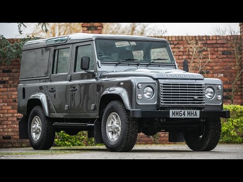 2014 Land Rover Defender 2.2 110 XS TD D/C - Just 936 miles