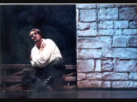 TOSCA by Giacomo Puccini - Teatro Flaiano