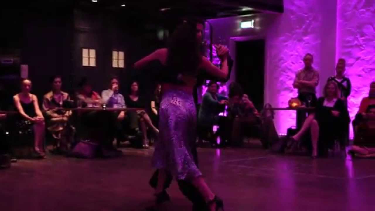 Alejandro Berón & Verónica Vázquez  4 02/04/2015