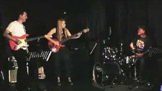 Nicole Badila - Slap Funk Bass Solo
