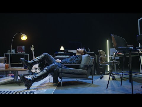 Video thumbnail for 이게 나야 (This Is Me)