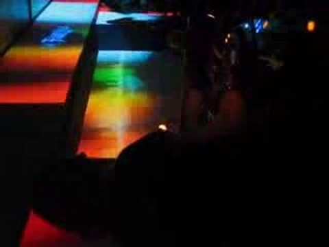 Simone Anes @ 8 Seasons Release Party