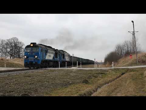 "Batman" z platformami i start "Gagarinów" z wypasionym składem z mijanki w Kępiu