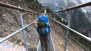 preview picture of video 'Traversing the Europaweg Suspension Bridge - August 2010'