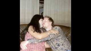 Download lagu Kau Tercipta Dari Tulang Rusukku mp3