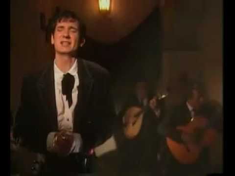 Paulo Bragança - Na Ribeira deste Rio (O Mistério do Fado)  Videoclip Oficial