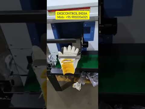 Gloves knitting machine
