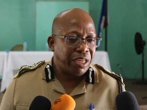 Ellis Meighan, Wanted for Murder, Seeks Asylum in the U.S.