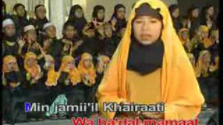 Download lagu Wafiq Azizah Shalatuminallah - Shalawat Tunjina mp3