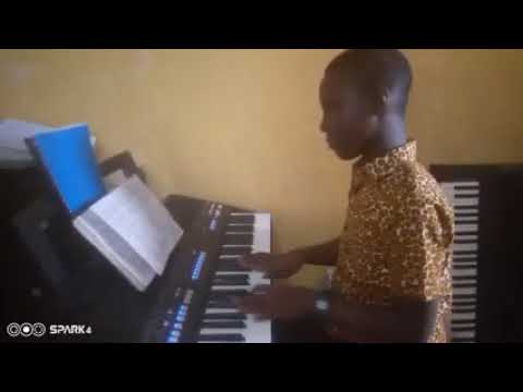 Young Samuel Asare Plays MHB 80. #extrachoral