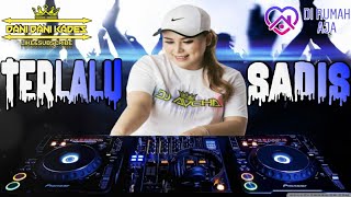 Download lagu TERLALU SADIS FUNKOT BY DJ AYCHA mp3 Download lagu TERLALU SADIS FUNKOT BY DJ AYCHA mp3